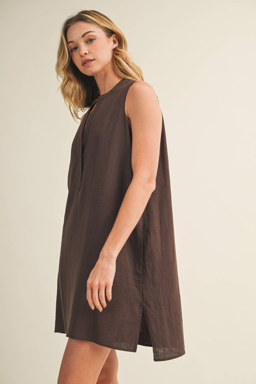 Sleeveless Stand Collar Shift Dress