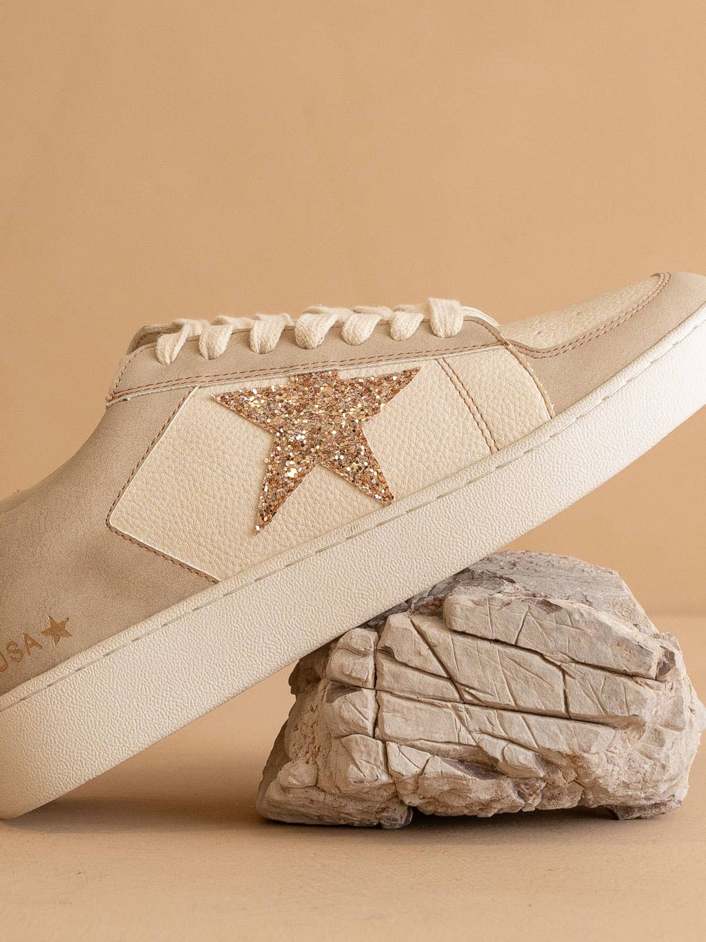 OASIS SOCIETY The Liberty Beige | Glitter Star Sneaker