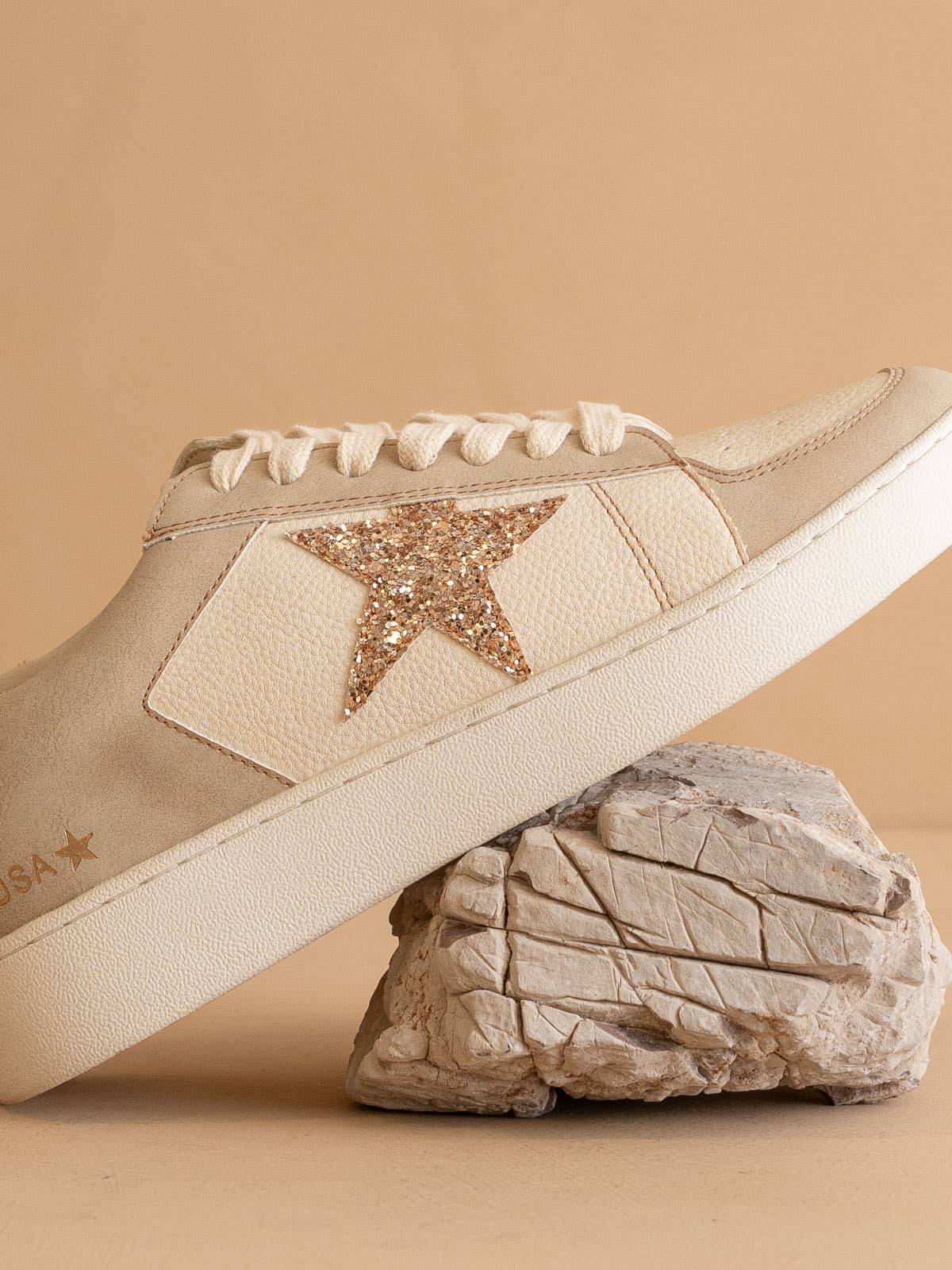 OASIS SOCIETY The Liberty Beige | Glitter Star Sneaker