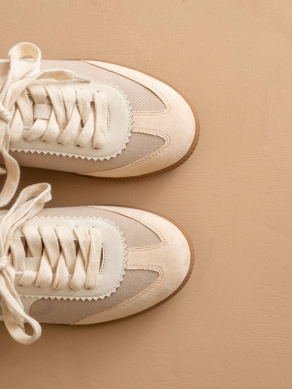 OASIS SOCIETY The Kyla | Almond Classic Low Top Sneakers