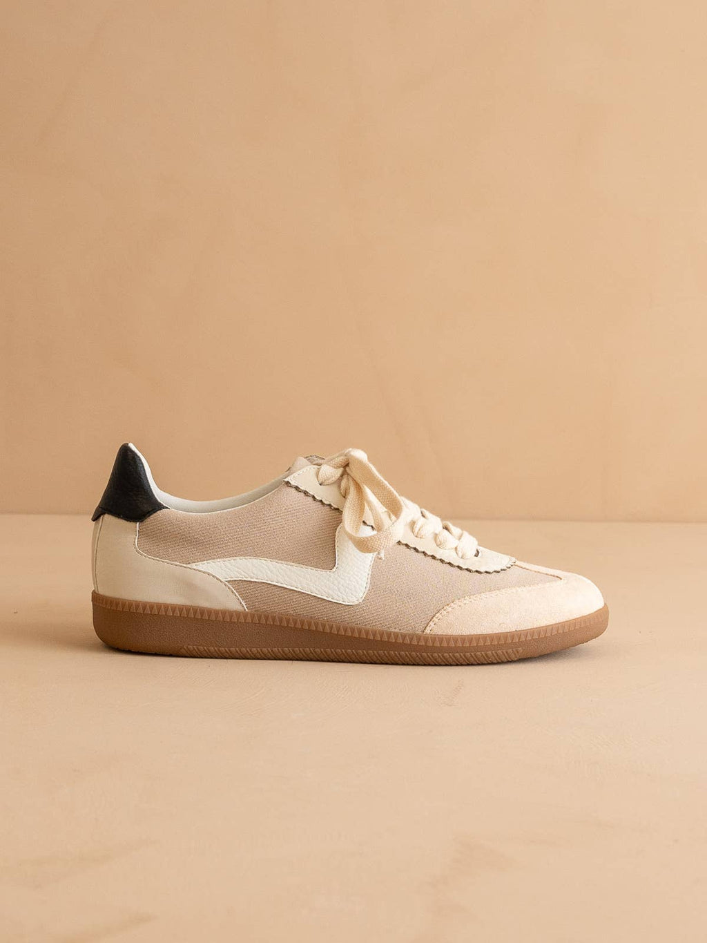 OASIS SOCIETY The Kyla | Almond Classic Low Top Sneakers