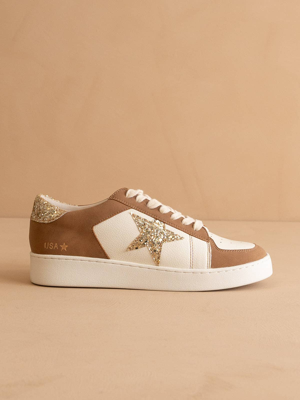OASIS SOCIETY The Liberty | Camel Glitter Star Sneaker