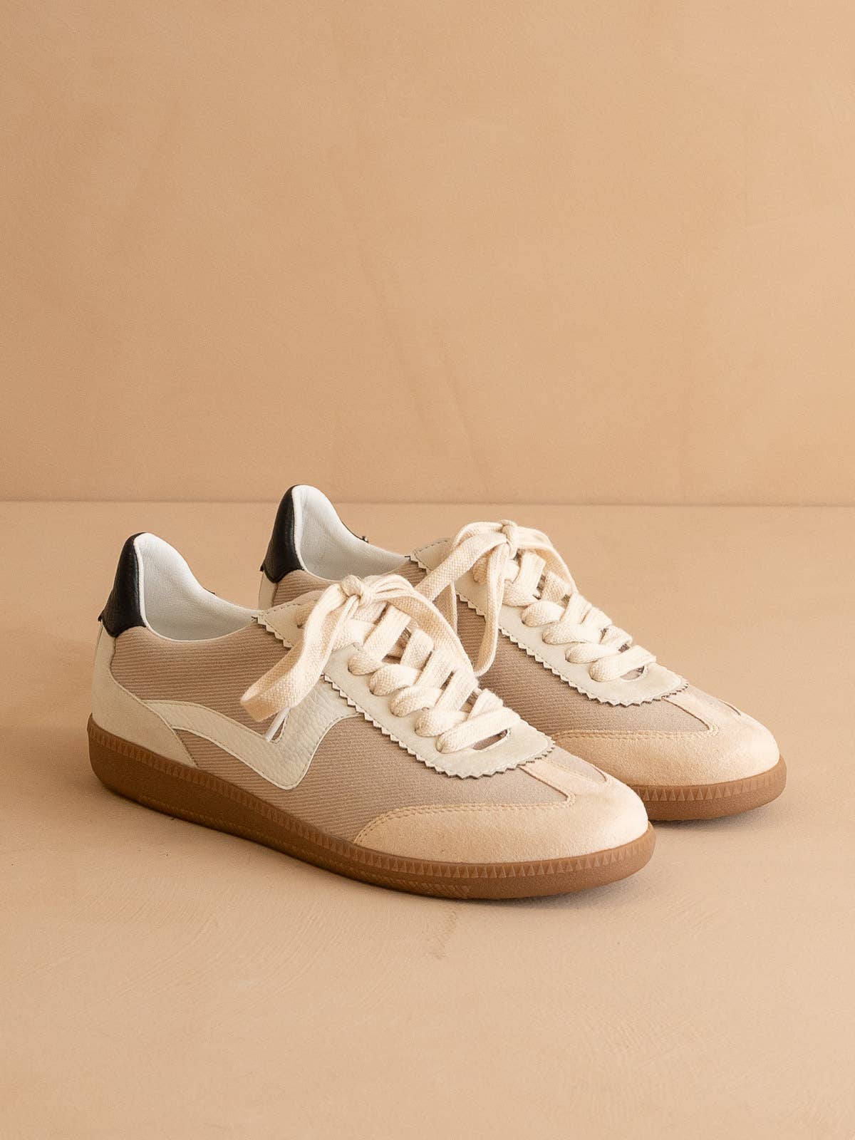OASIS SOCIETY The Kyla | Almond Classic Low Top Sneakers