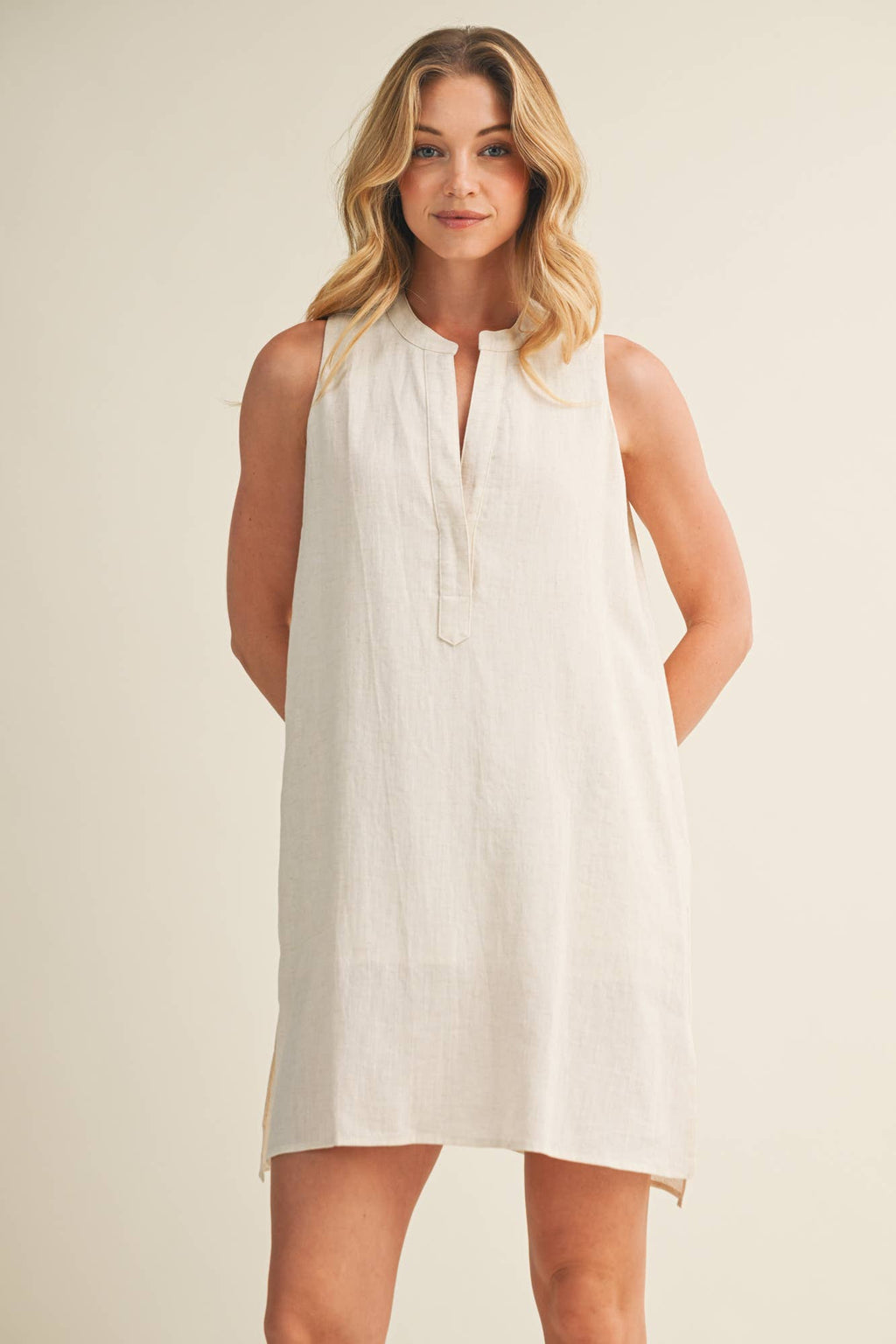 Sleeveless Stand Collar Shift Dress