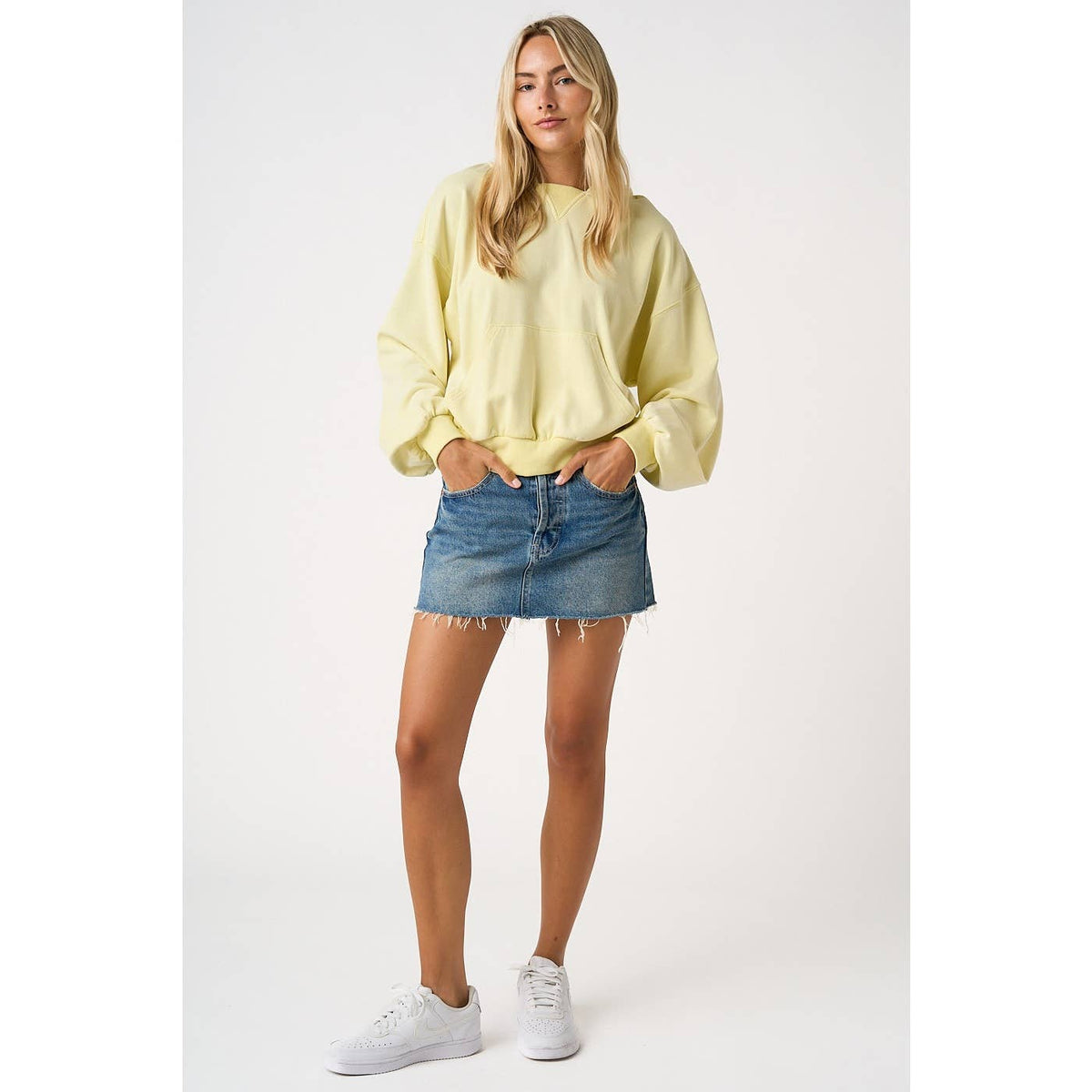 DISTRESSED HEM WASHED DENIM MINI SKIRT